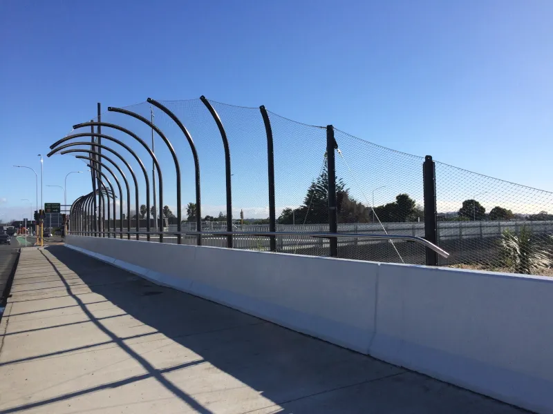 Kirkbride Throwscreen